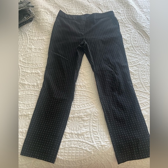 Jones and Leopold, size M, pull on career pant. Fits like an 8. - Picture 1 of 4